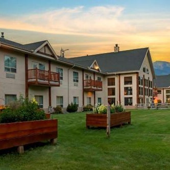 Best Western Plus Valemount Inn & Suites Thumbnail