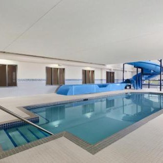 Days Inn & Suites by Wyndham Yorkton Thumbnail