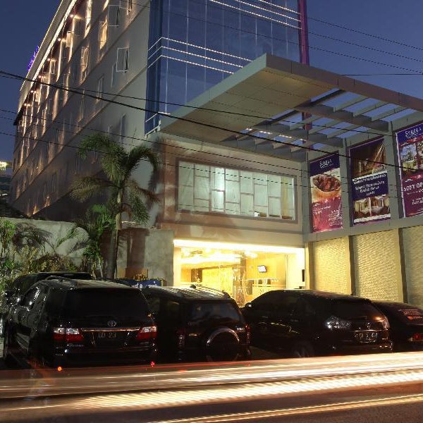 WThree Premier Hotel