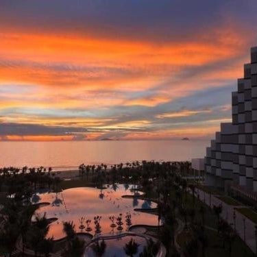 Arena Cam Ranh Beachfront Condotel Thumbnail