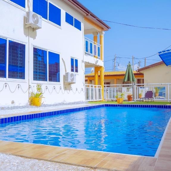 Pool House Retreat in Accra Thumbnail
