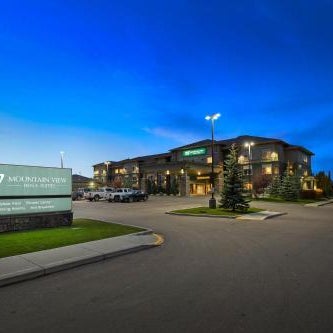 Mountain View Inn & Suites Thumbnail