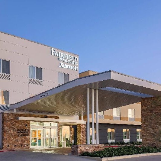 Fairfield Inn & Suites by Marriott Pleasanton Thumbnail