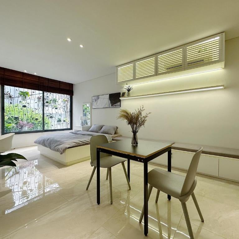 Saigon Mansion Thumbnail