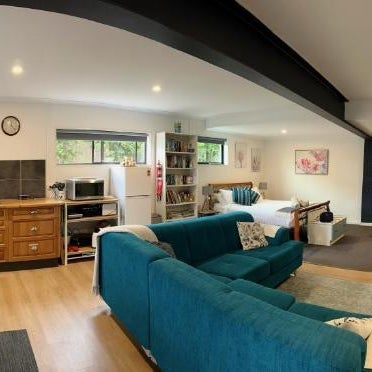 GOLDFIELDS STUDIO APARTMENT, Beaconsfield - Fully Self-contained, air-conditioning
