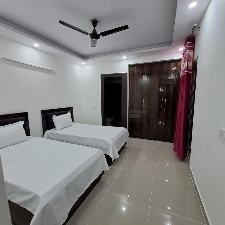 Gokul 2 BHK Entire Flat, Bharat City, Teela Mod, Nr Hindon Airport ,Bhopura , Ghaziabad Thumbnail