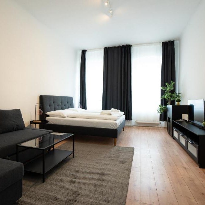 Lovely 1-bedroom apartment next to Praterstern Thumbnail