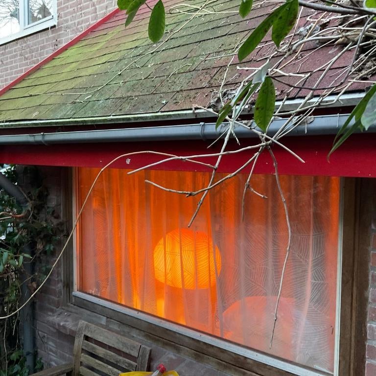 Tiny house for 2 with private garden Thumbnail