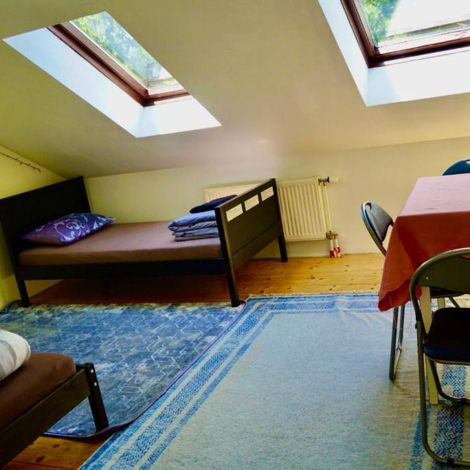 U6 Schöpfwerk Hostel 11 Thumbnail