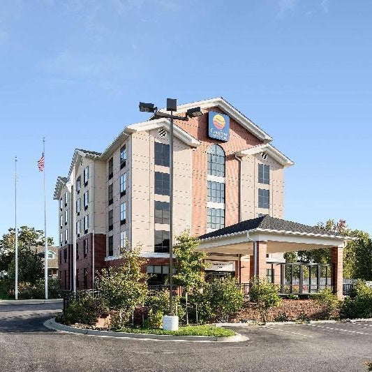 Comfort Inn & Suites Lexington Park Thumbnail