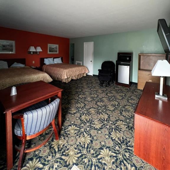 Town & Country Motel Thumbnail
