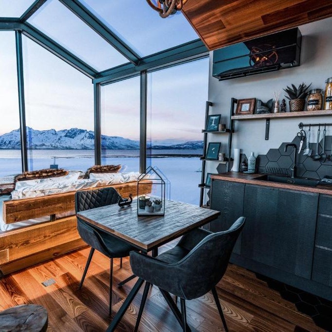 Aera - Glass cabins Thumbnail