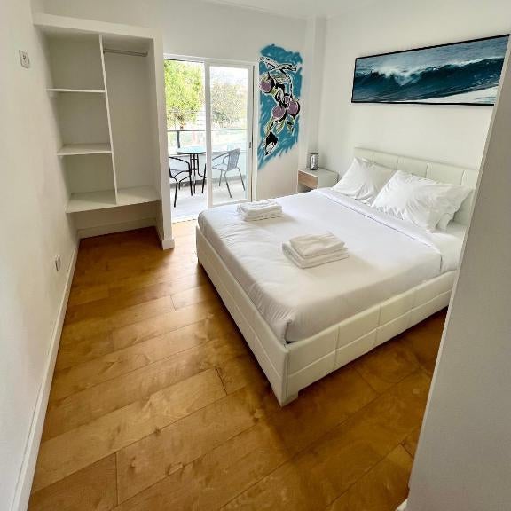Oeiras Beach Guest House Thumbnail