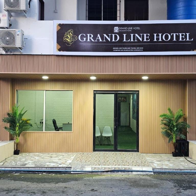 Grand Line Hotel