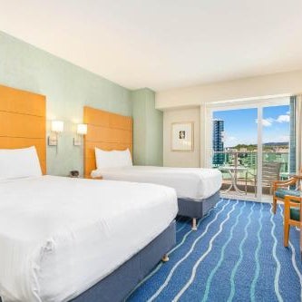 Castle At Ala Moana Hotel Thumbnail