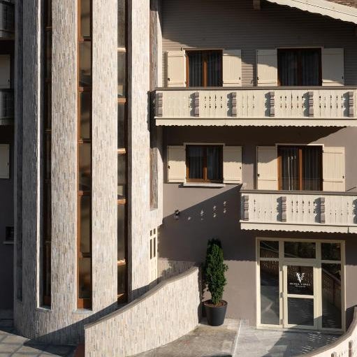 Hotel Vezza Alpine Lodge & Spa