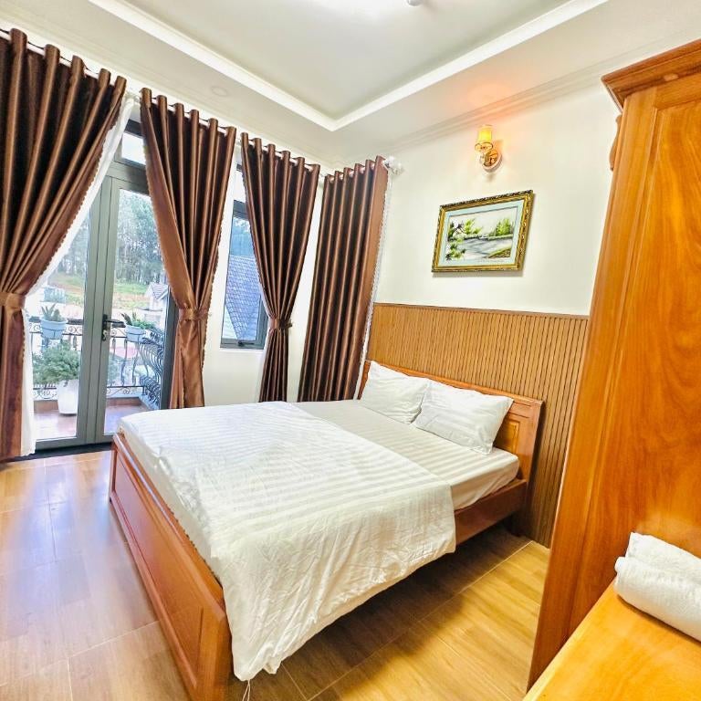 Băng Băng Hotel Thumbnail