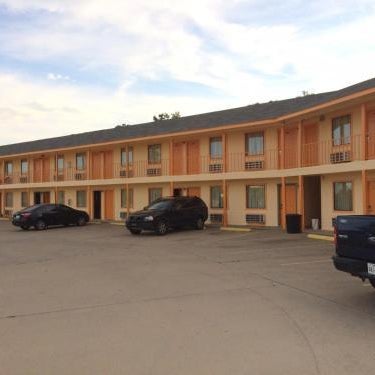Regency Inn By OYO Rockdale TX Thumbnail