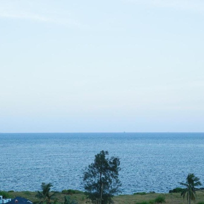 NYALI-HOMESTAY BEACH VIEW ROOMs AND APARTMENT WITH SWIMMING POOL Thumbnail