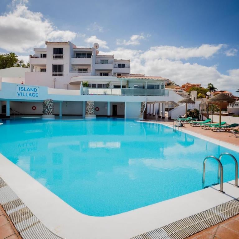 Lovely Island Village 5 with Wi fi and Pool