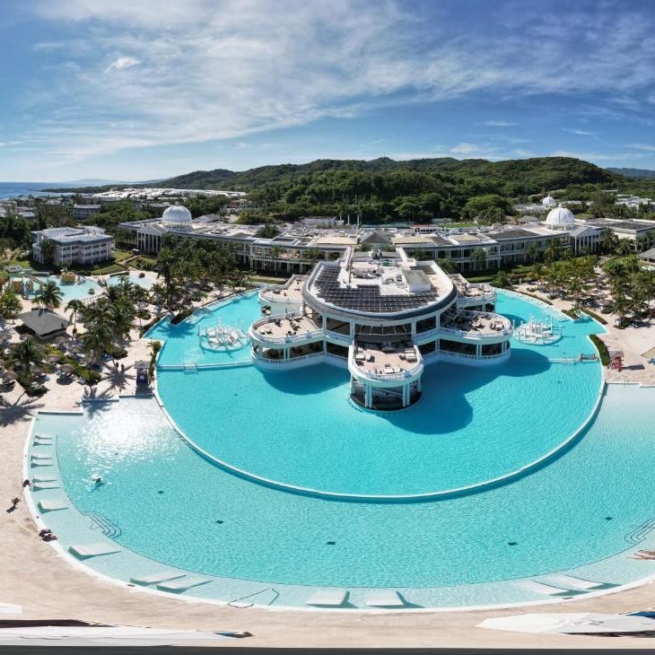 The Signature Level at Grand Palladium Lady Hamilton Resort & Spa- All Inclusive Thumbnail