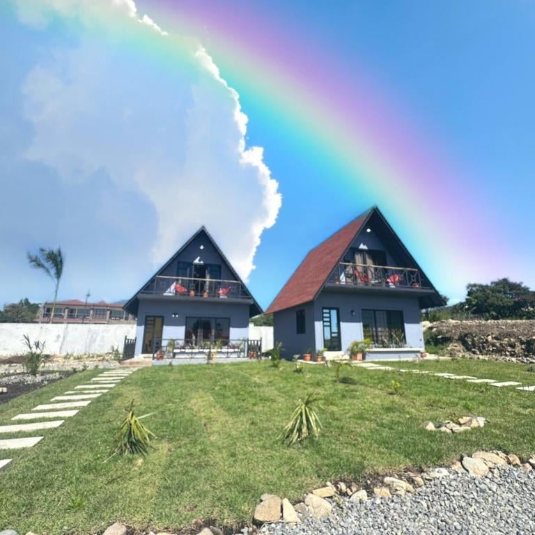 Piece Of Heaven Cabins Thumbnail