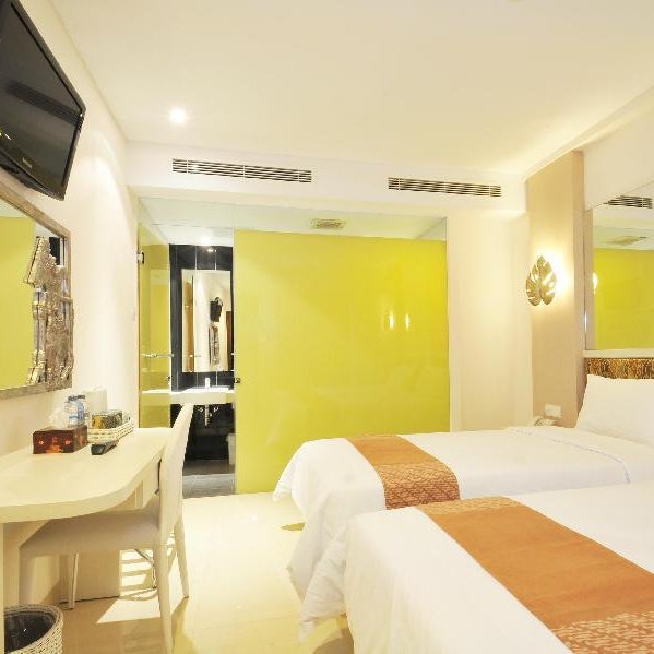 PYRENEES Malioboro Hotel