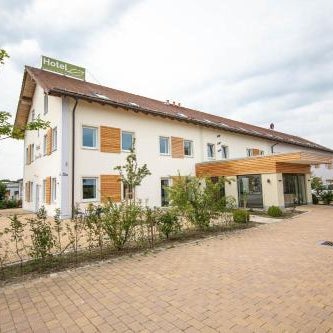 Hotel Donau-Ries & Restaurante Delphi