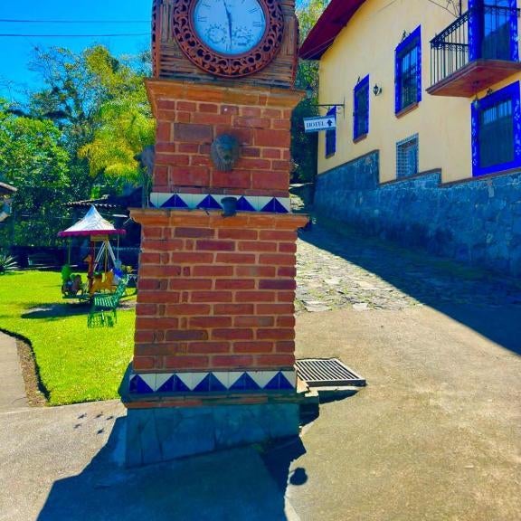 Hotel Pedregal