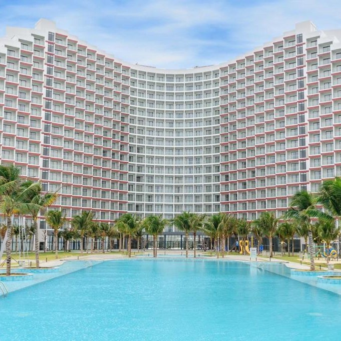 Bai Dai Resort near Cam Ranh Airport