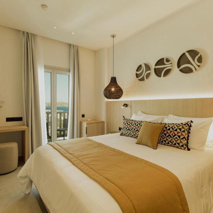 Opal Paros