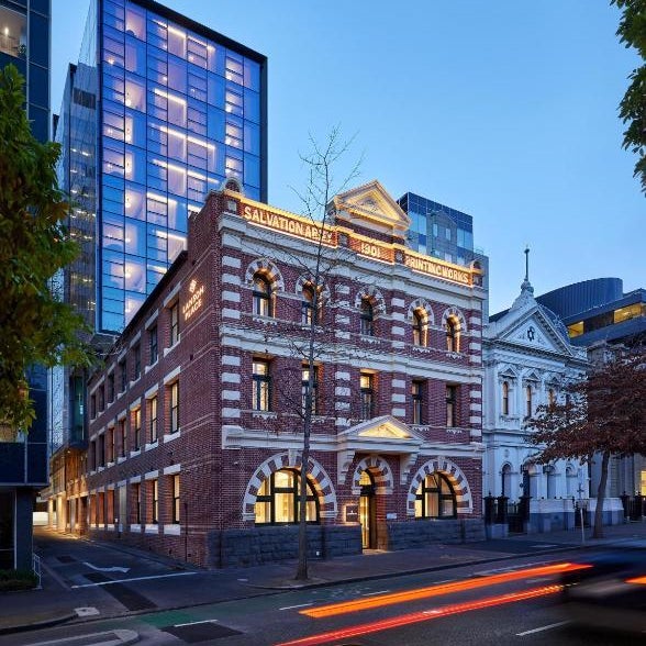 Lanson Place Parliament Gardens Thumbnail