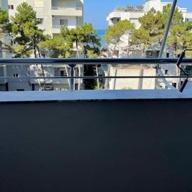 Seascape Apartment Thumbnail