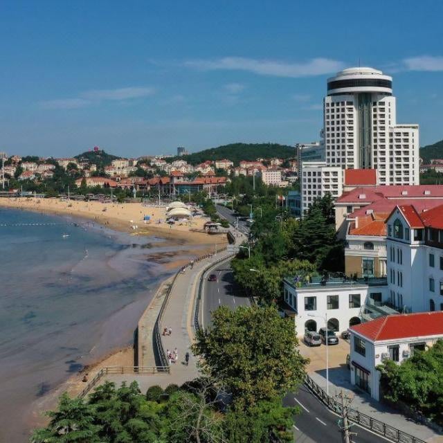 Floral Qingdao Dream Boat Sea View Hotel