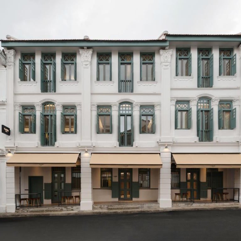 Claude Hotel Thumbnail