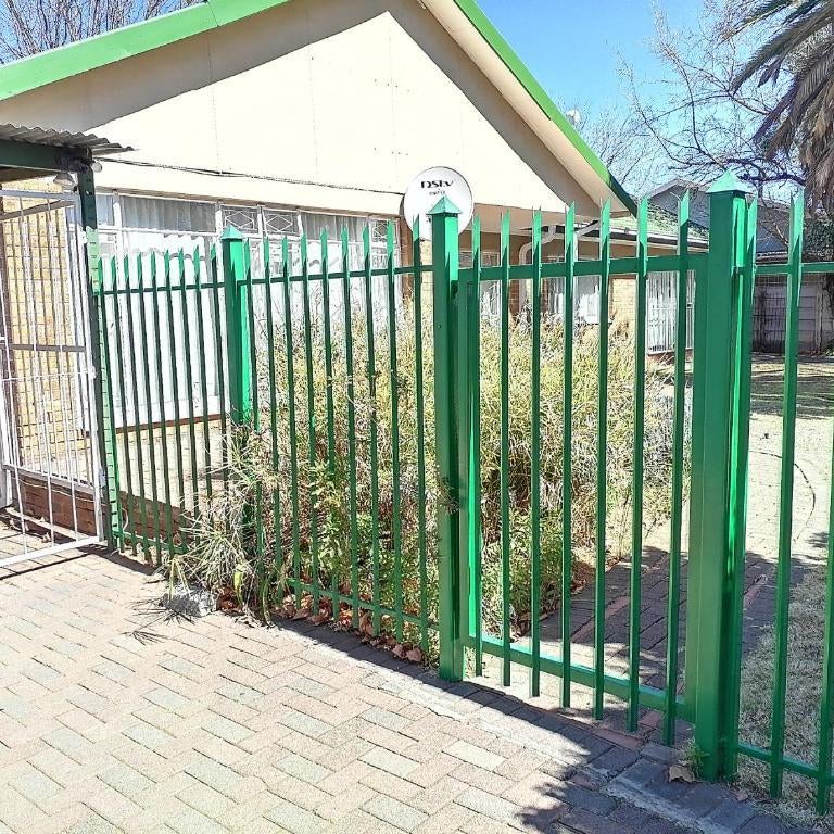 @16 van blommenstein st