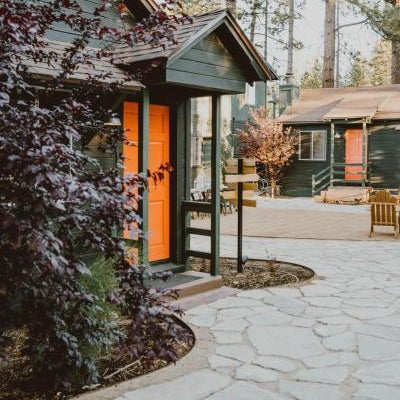 Noon Lodge Thumbnail