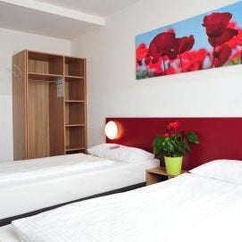 AUSZEIT DAS HOTEL Asbach-Bäumenheim & AUSZEIT DAS RESTAURANT
