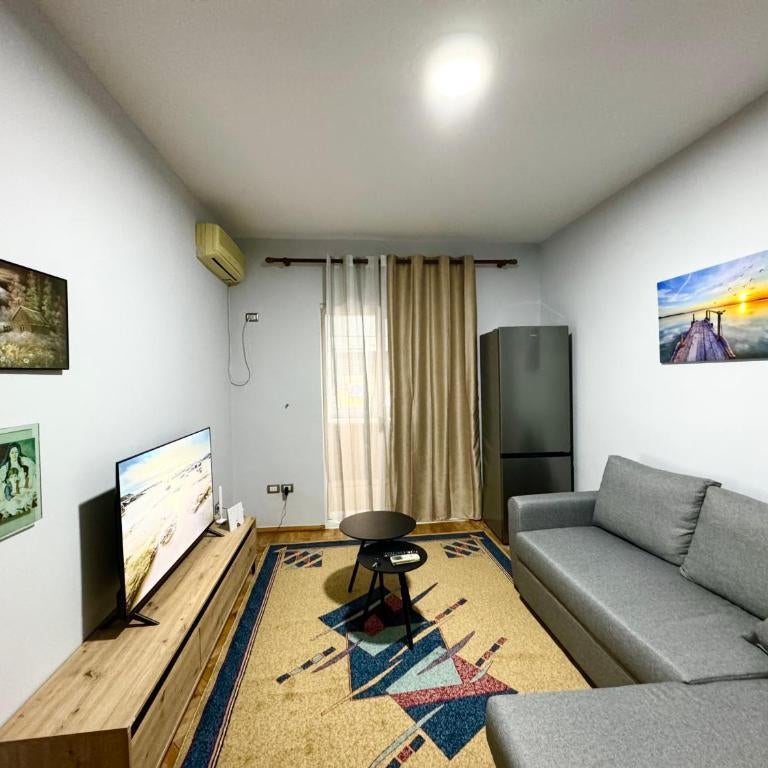 Roses Apartament Thumbnail