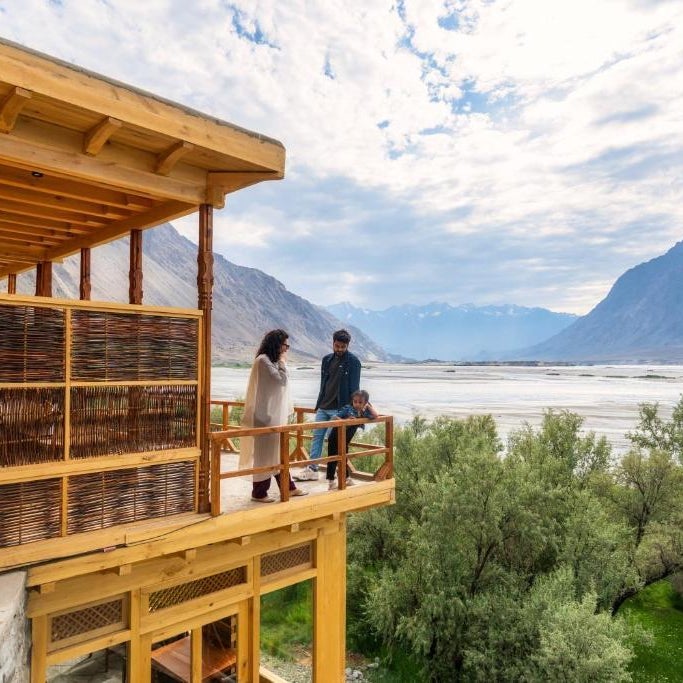Dera Lamsa Resort Shigar