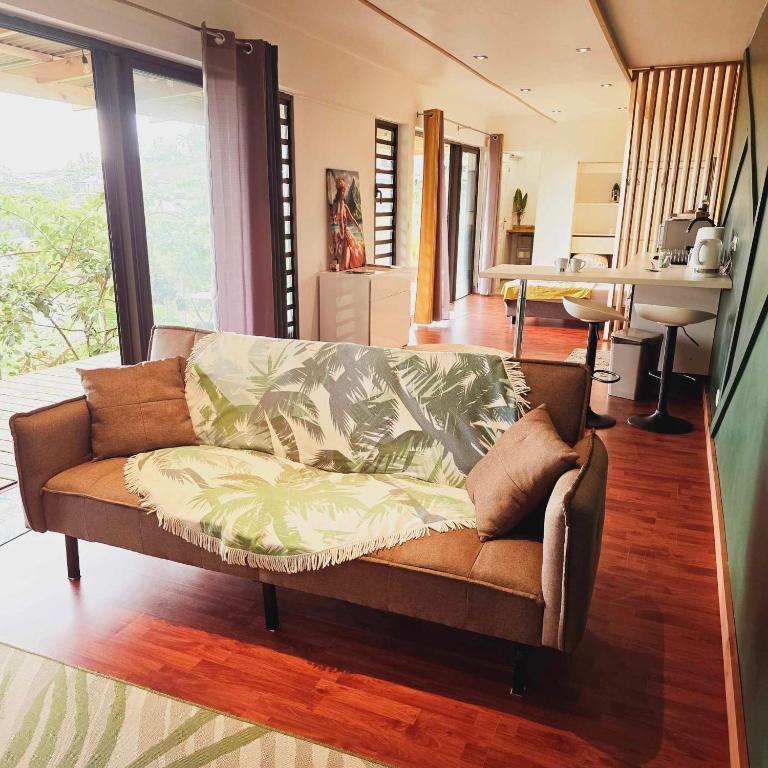 Fare Toahana, accueillant logement chez l'habitant avec belle vue