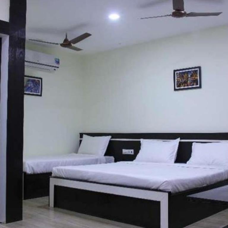 Hotel Wardhman