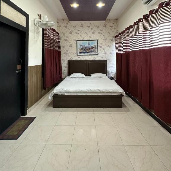 Hotel ACE