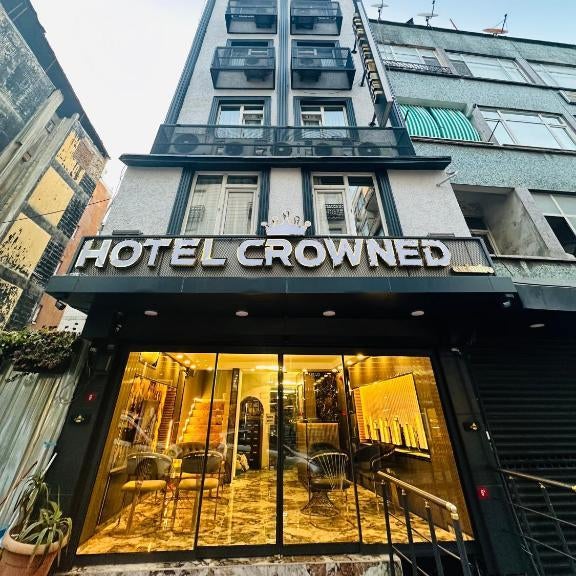 Crowned exclusive Hotel Thumbnail