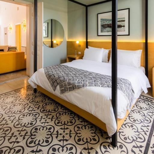 Breathe Hotel Thumbnail