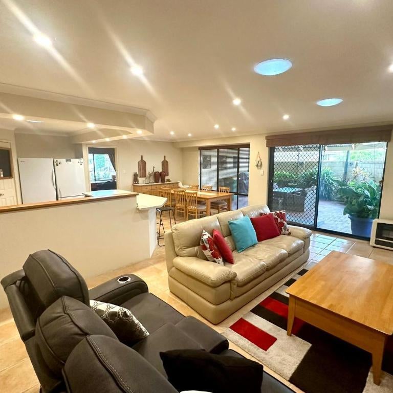 Anne's Retreat - Busselton Thumbnail