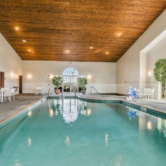 Country Inn & Suites by Radisson, Green Bay, WI Thumbnail