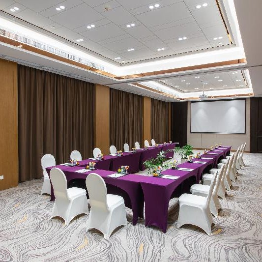 Holiday Inn Wuhan Riverside By IHG
