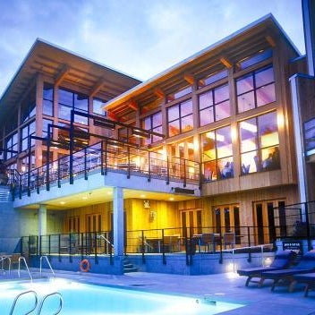 Brentwood Bay Resort & Spa Thumbnail