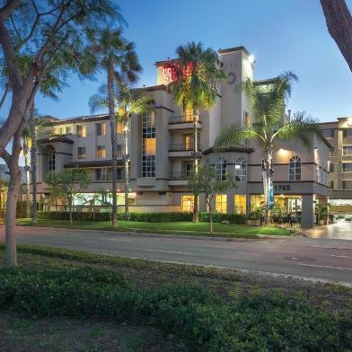 Peacock Suites Thumbnail